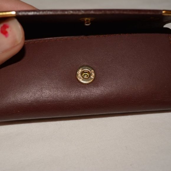 Cartier Bordeaux Leather 4-Hook Key Holder – Calfskin, Made in Spain - Picture 7 of 7